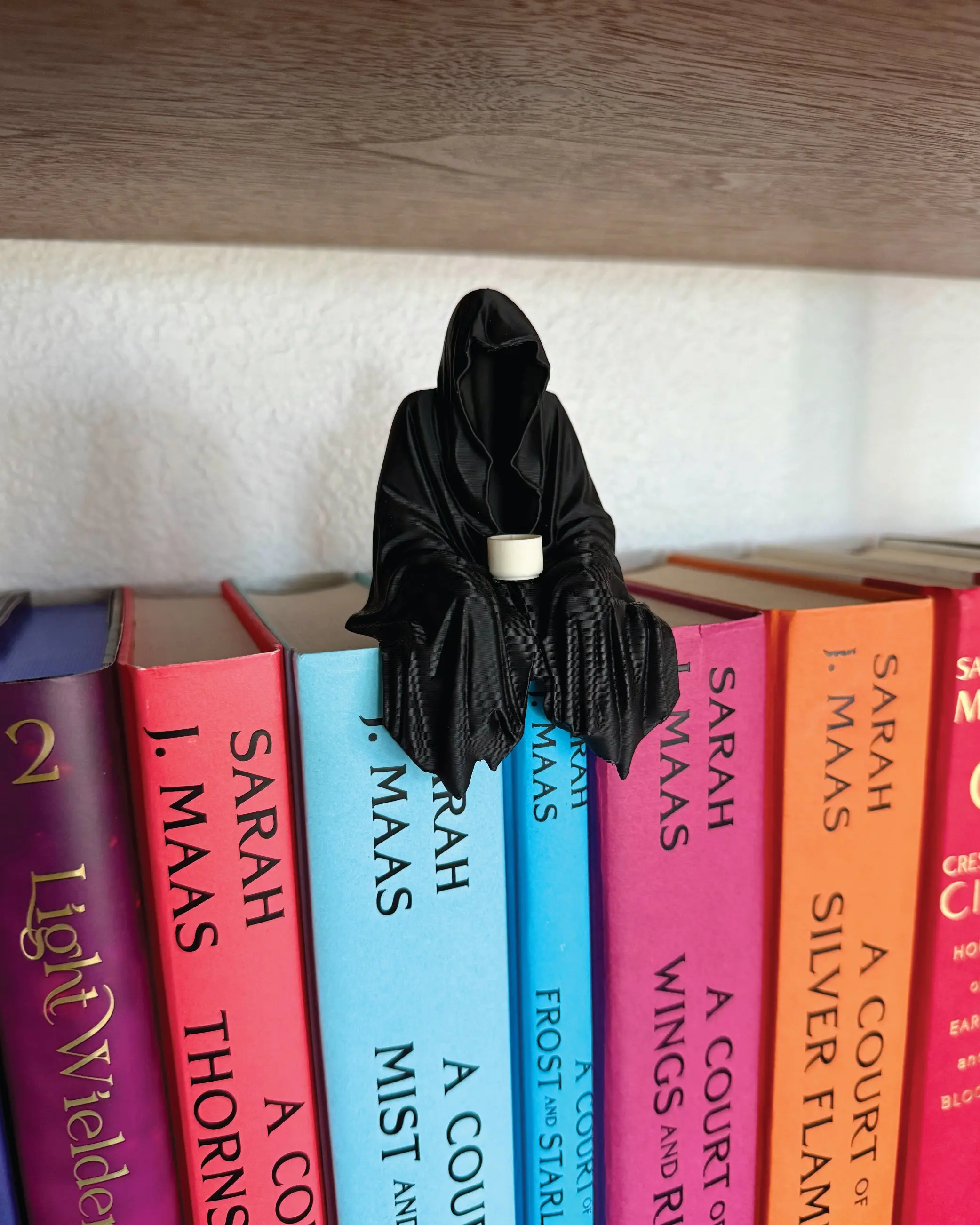 Suriel Book Buddy Figurine - Fan Art inspired by ACOTAR - Bookshelf decor