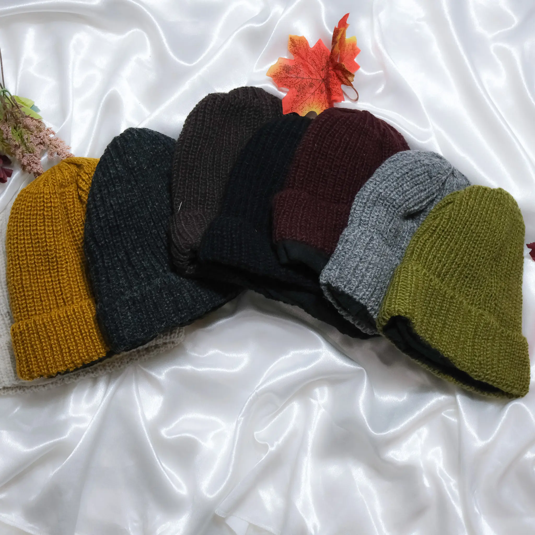 Merino Wool Beanie, Hand Knit Unisex Winter Hat, Handmade Fleece Lined Ski Hat, Slouchy Beanie, Crochet Classic Beanie, Winter Accessory