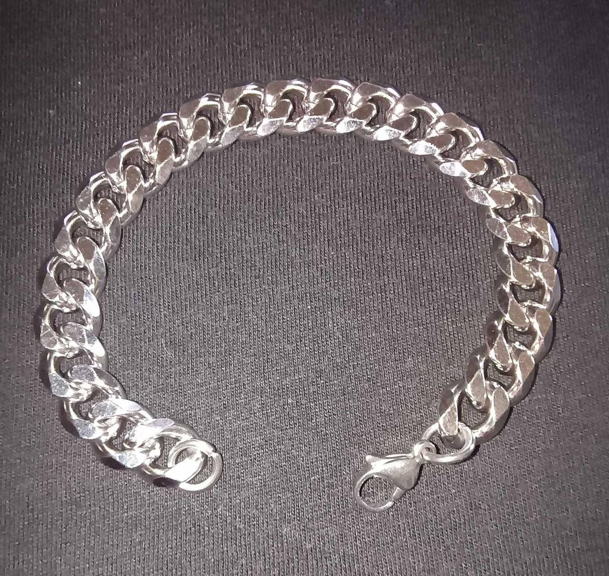 Item: 11mm, 24 inches