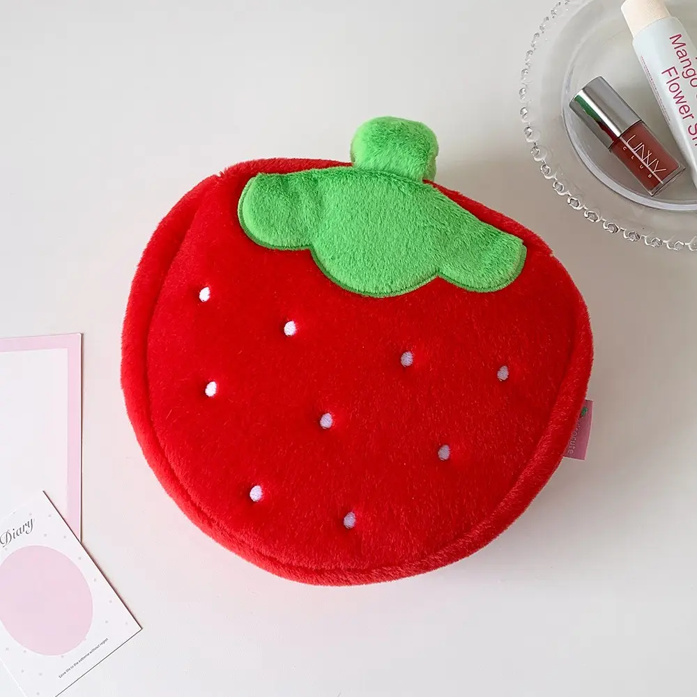 Wind Large Capacity Strawberry Makeup Bag, Sweet Girl Cosmetic Storage Bag, Handheld Travel Wash Kit, Makeup Travel Organizer, Perfect for Trips and Vacations