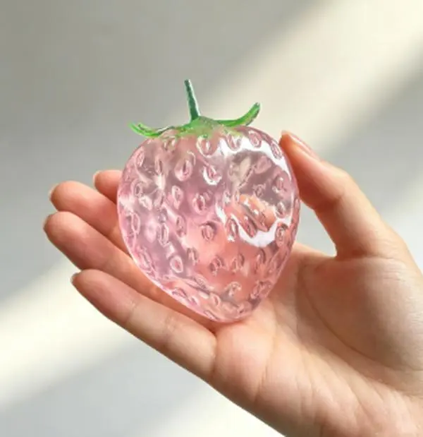 Vaseline Strawberry - Pink Slow-Rebound Selfie Accessory