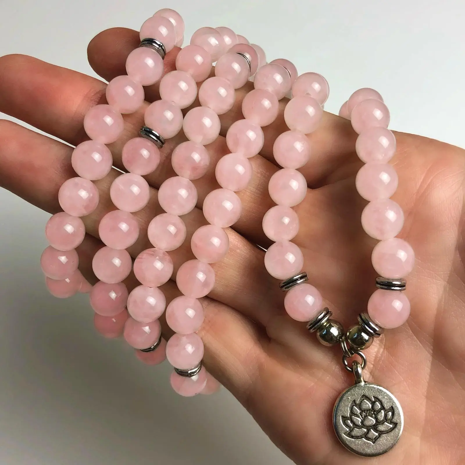 Natural ROSE QUARTZ Mala 108 Beads. Healing crystals. Heart chakra. Reiki healing. Heart chakra meditation beads. Rose Quartz bracelet