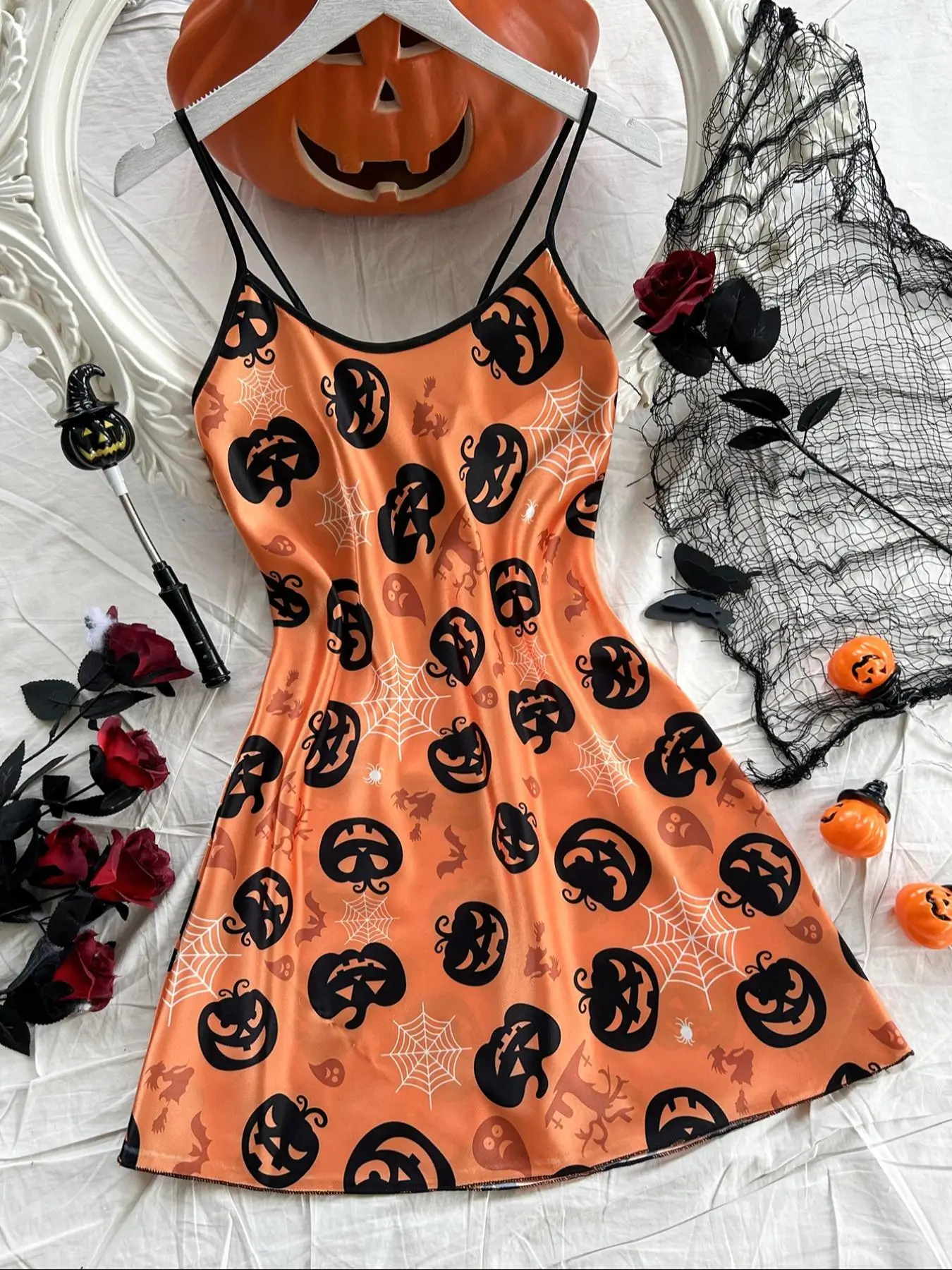 Women's Plain Criss Cross Backless Cami Nightdress, Elegant Adjustable Spaghetti Strap U Neck Nightgown, Summer Outfits 2024, Night Dress for Women