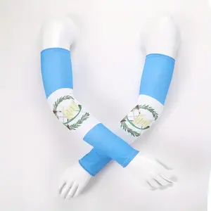 1 Pair Vibrant Guatemala Flag Compression Arm Sleeve - 45cm 17in Cooling Arm Sleeves for Enhanced Performance - UV Sun Protection, Breathable, Moisture-Wicking, Anti-Slip, Halloween-Themed Outdoor Sports Accessory for Women and Men