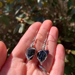 Raw Black Tourmaline Drop Earrings, Natural Crystal Earrings, Dangle Earrings, black tourmaline earrings, black tourmaline jewelry, gift