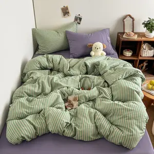 New 3pc Minimally striped green duvet cover three piece set (1PC duvet cover+2PC pillowcase), soft and skin friendly pillowcase, small and fresh minimalist style duvet cover, breathable and non stuffy, washable, suitable for all seasons