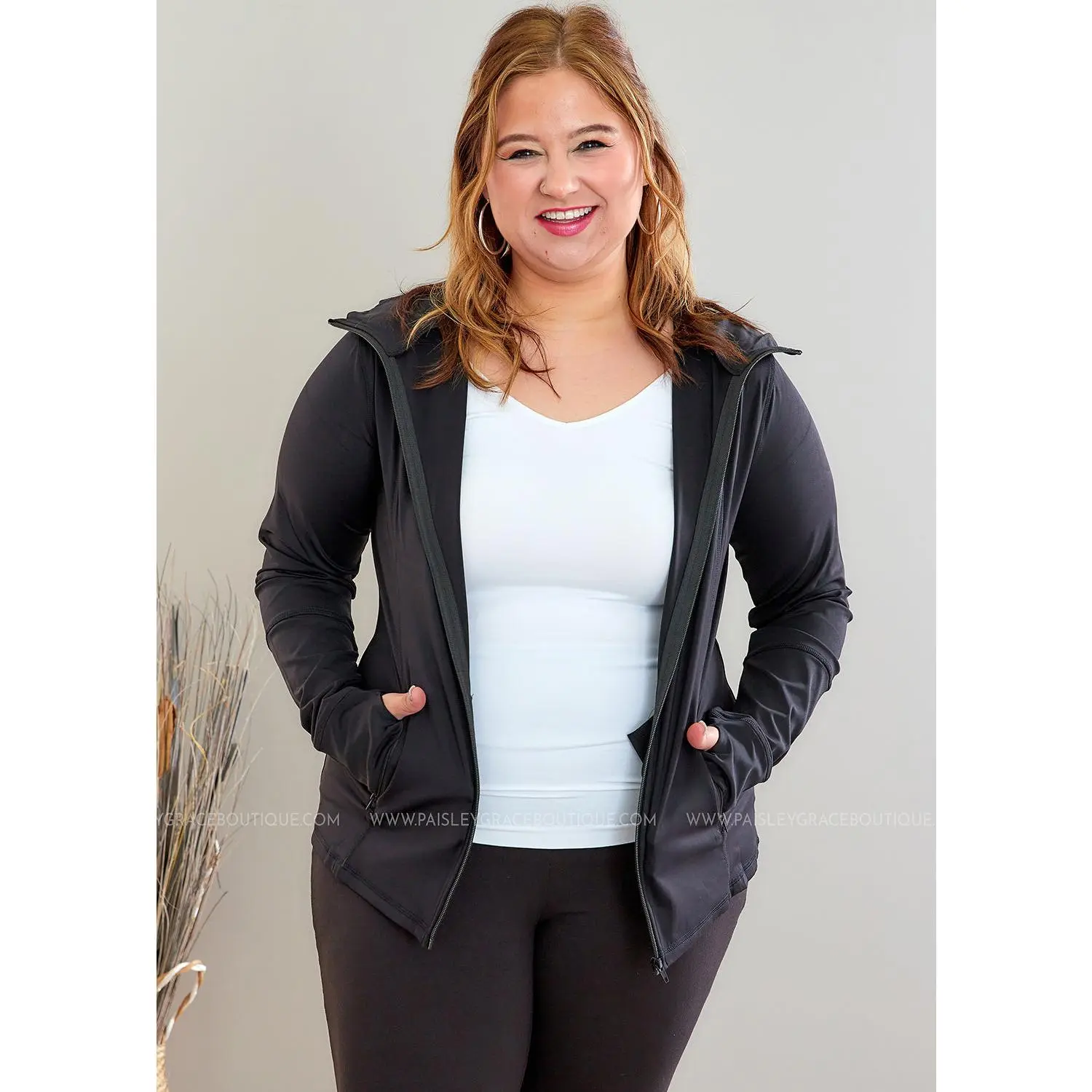 Lyra Activewear Jacket - Black - FINAL SALE
