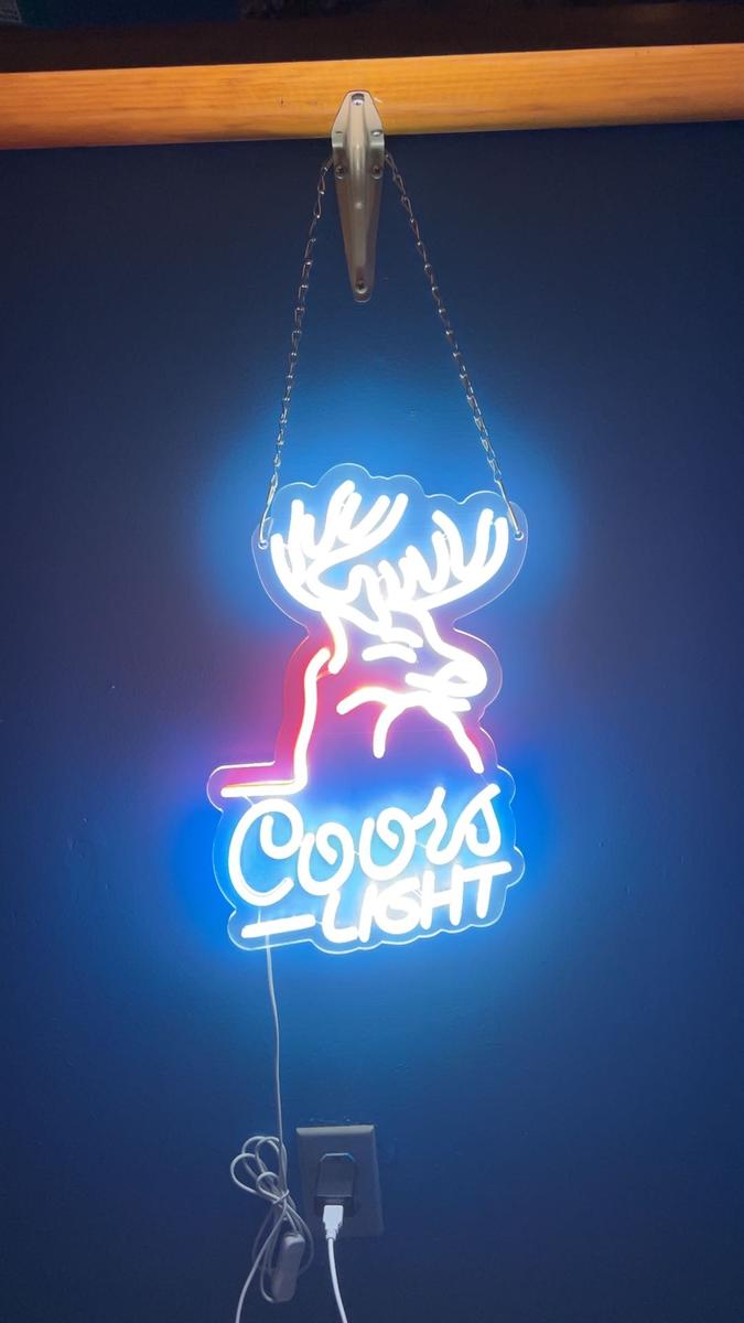 Item: Deer Head Crs Light