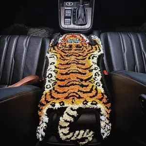 Car Center Console Armrest Cover, Tibet Tiger Plush Car Interior Dustproof Protection, Car Interior Decor, Universal Tiger Shape Pad, Auto Accessories