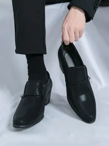 Men's Fashionable Solid Color Slip on Dress Shoes, Casual Comfortable Loafers for Daily Wear, Lightweight Breathable Shoes for All Seasons, Boy