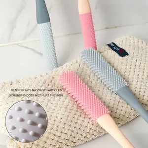 Toe Gap Cleaning Brush Long Handle Silicone Toe Crevice Cleaning Brush & Exfoliating Brush, Foot Scrubber in Shower Toe Cleaning Brush