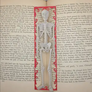 Skeleton Bookmark | Gothic Anatomy Book Lover Gift | Unique Halloween Reading Accessory | Spooky Bookish Decor | 3D Printed