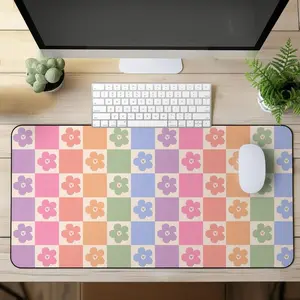 Cute Retro Floral Y2K Checkered Desk Mat Classic Checkerboard Plaid Mouse Pad Anti-slip Desk Mat Aesthetic Checkered Square Office Mat Gift