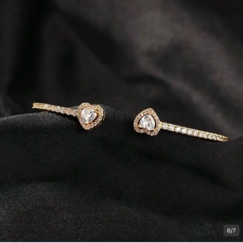 18K Gold Plated Heart Rhinestone Bangle Bracelets with Copper Inlay Artificial Zirconia Open Cuff for Women's Daily Wear Fashion Accessories