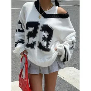 Women's casual summer and autumn off shoulder loose V-neck football letter jacquard sweater, long sleeved pullover, suitable for daily wear
