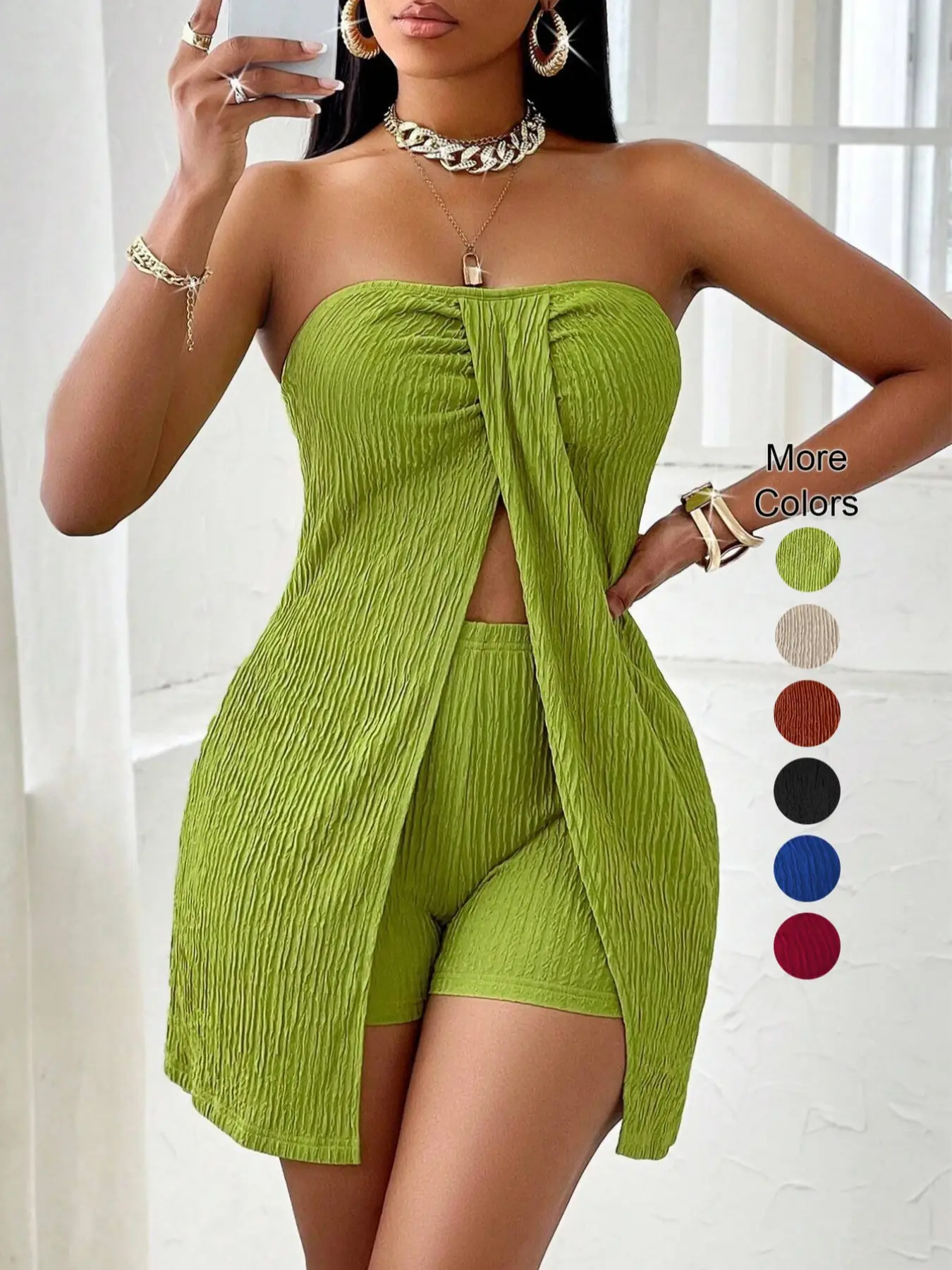 Women's Textured Fabric Twist Front Split Top and Shorts Set, Spaghetti Strap Two-Piece, Slim-Fit Casual Wear