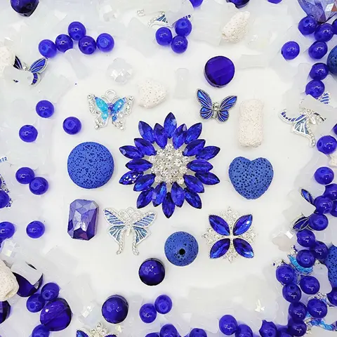 [Express] Giant Luxury Sparkling Crystal Bead Mix Craft Kit for DIY Jewelry Making, with Adjustable Clasp Chain, Mesh Beaded Charms & Accessories Set