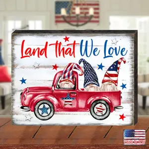 Designocracy 8471401B-SW-12 12 x 9 in. American Patriotic Tractor Wall Block - Small