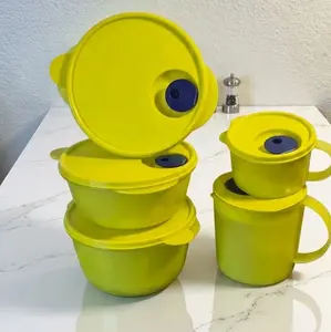 Set of 5 Green Microwave Containers Set of 5 Green Microwave Containers