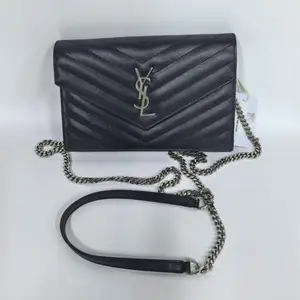 Pre-owned Italy Crossbody Bags Yves Saint Laurent Black and silver envelope bag（SZ 52391 ）