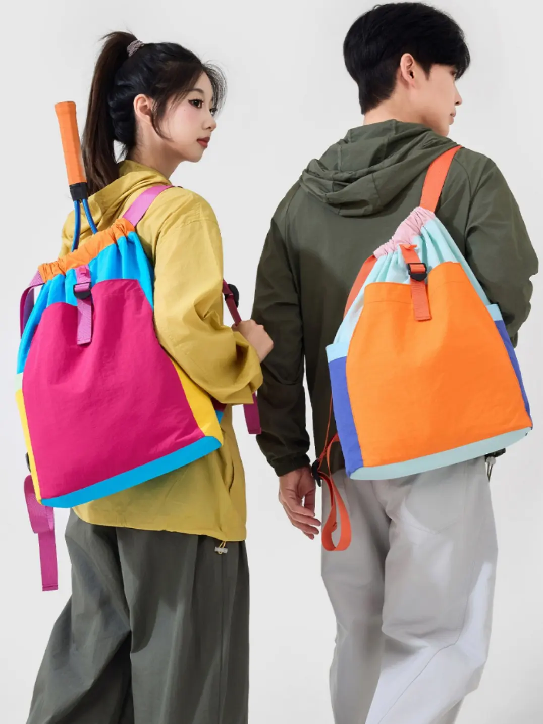 Patchwork drawstring backpack, lightweight tennis and badminton shuttlecock storage bag, suitable for outdoor sports, hiking, and mountaineering.