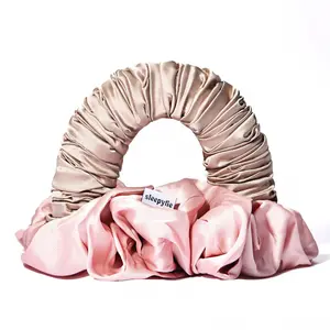 The Sleepy Tie - To Protect, Prolong and Enhance your Blowout