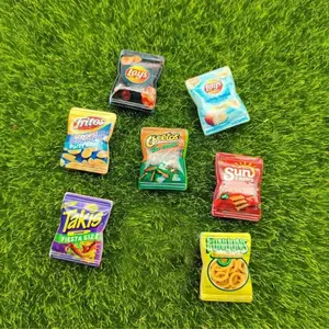 Resin Mini Dollhouse Accessories Food Chips Snack Bags, 10/20 Pieces Set, Suitable for Blyth Ob11 Doll Toys, Perfect for Playtime
