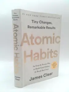 USED Book - Atomic Habits: An Easy & Proven Way to Build Good Habits & Break Bad Ones by Clear, James (Hardcover) - english