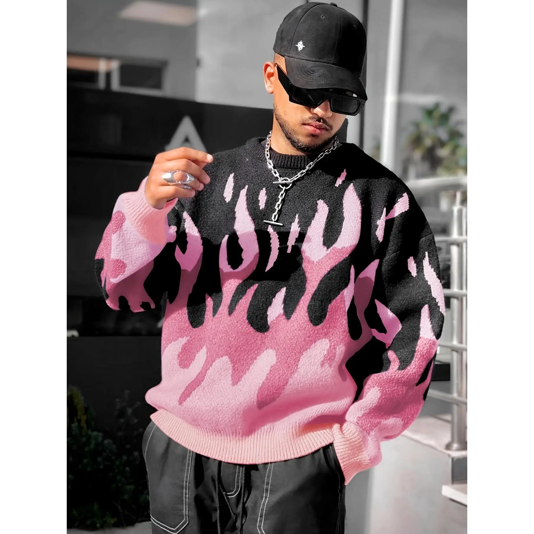ZAFUL Oversized Flame Graphic Sweater - Y2K Aesthetic, Stretchy Acrylic Knit Pullover with Crewneck - Casual & Machine Washable, Black & Pink