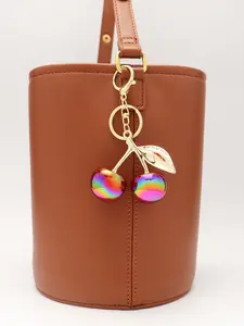 1pc Cherry Keychain Wallet Charm, Handbag Accessory, Women's Valentine's Day Gift, Cute Cherry Bag Pendant, Fashionable Jewelry, Stylish Playful Charm, Wristlet Charms