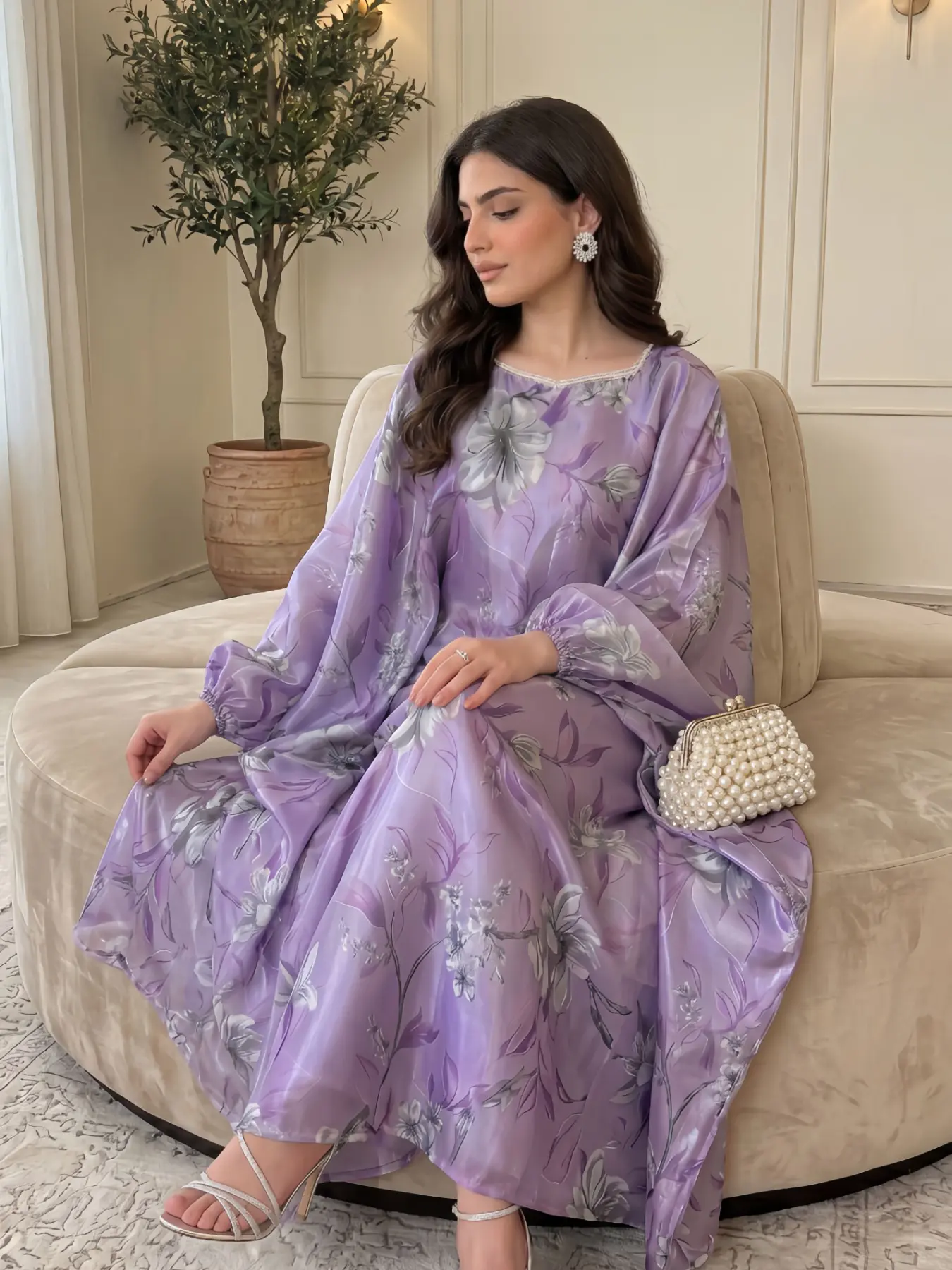 Elegant Loose Fit Modest Fashionable Islamic Abaya Dress with Pearl Neckline, Waist-Cropped Design, Perfect for Parties and Casual Wear, Stylish Long Robe, Muslim Clothing