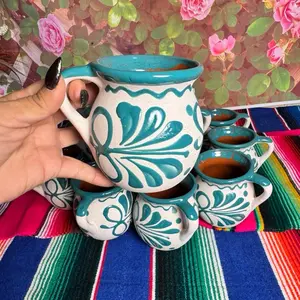Engove relieve mug cielito lindo color verde pavo 355