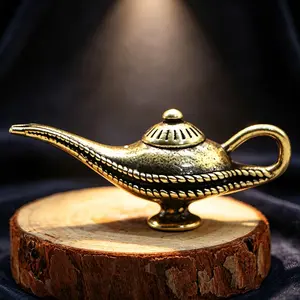 Brass Handmade Aladdin Lamp Ornament, Creative Copper Sculpture Craft, Home Decor Item, Desktop Decoration, Unique Art Piece, Statue Figurines