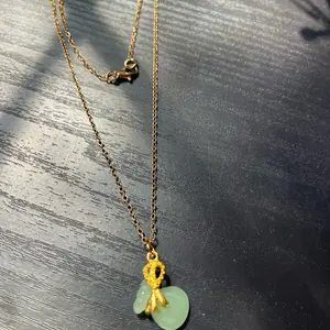 Jade Money Bag Necklace with Gold Chain and Green Jade Pendant for Women's Fashion