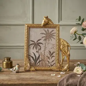 Golden Resin Long Neck Giraffe Decorative Frame, Rectangular Photo Display Frame for Home Decoration, Ideal for Photography Props