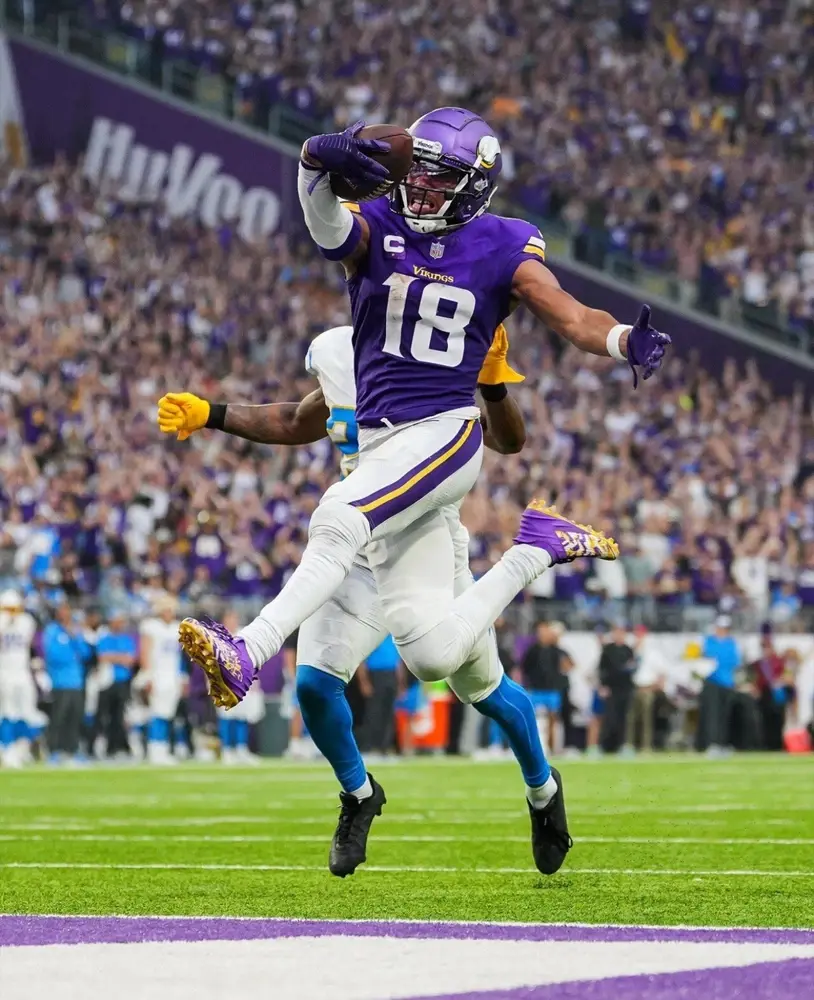 Justin Jefferson Running in for Touchdown Minnesota Vikings Photo