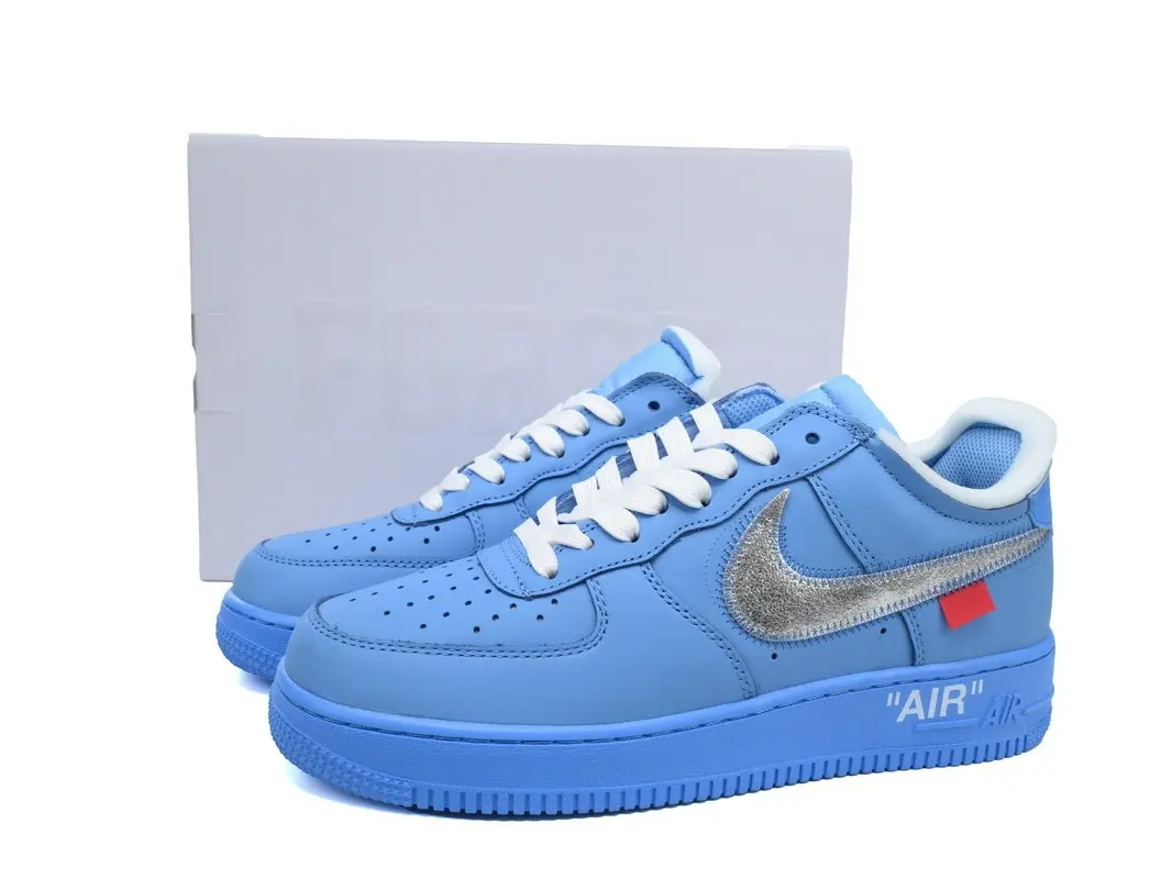 Solid University Blue Metallic Silver Logo Leather Low Top Skate Sneakers, Wear Resistant Easy Clean Flat Sole Casual Board Shoes For Street Style Skateboarding, School Office Commute, Unisex Couple Matching Date Outfits