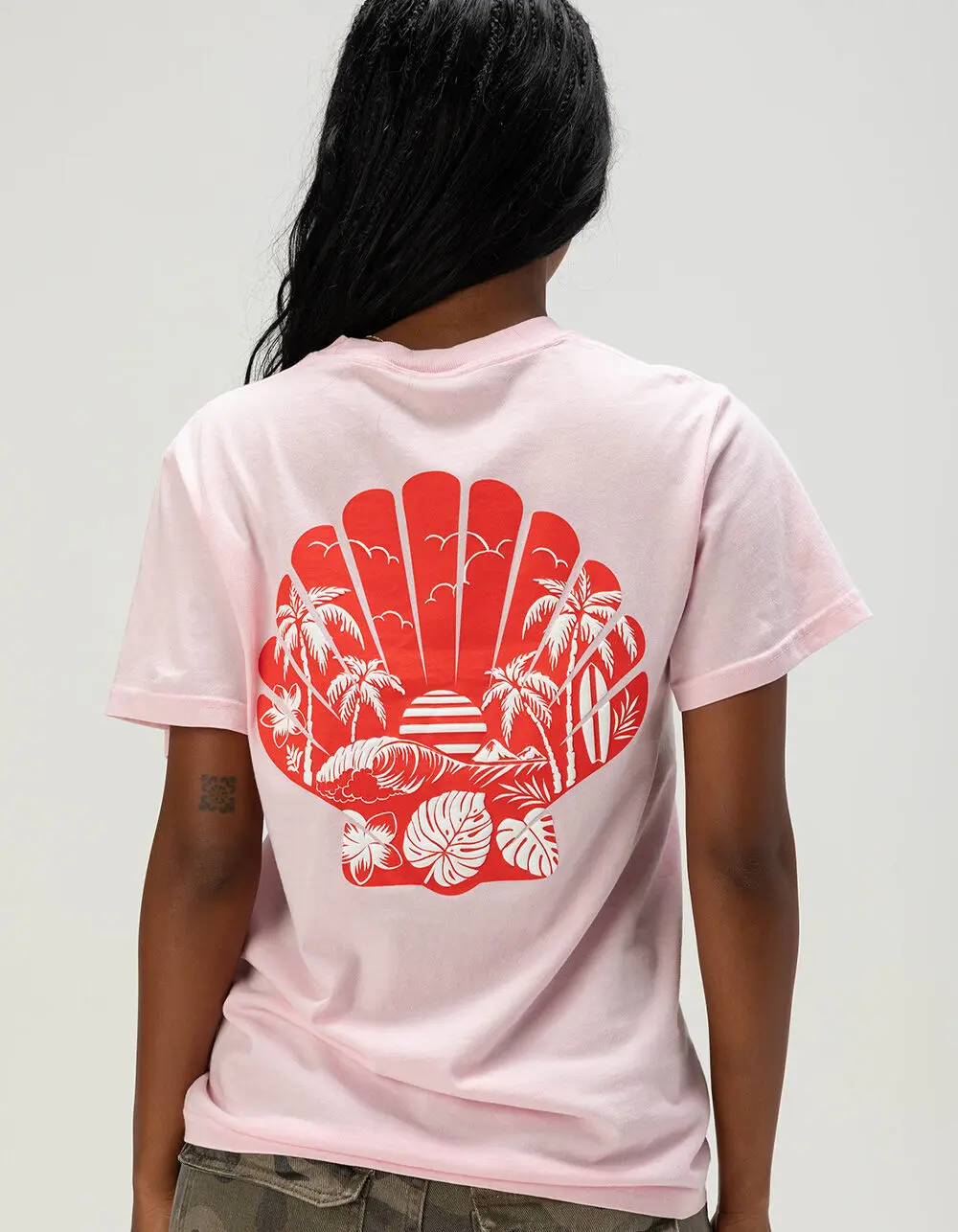 RIOT SOCIETY Seashell Womens Tee