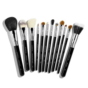 Essential Brush Set Essential Brush Set