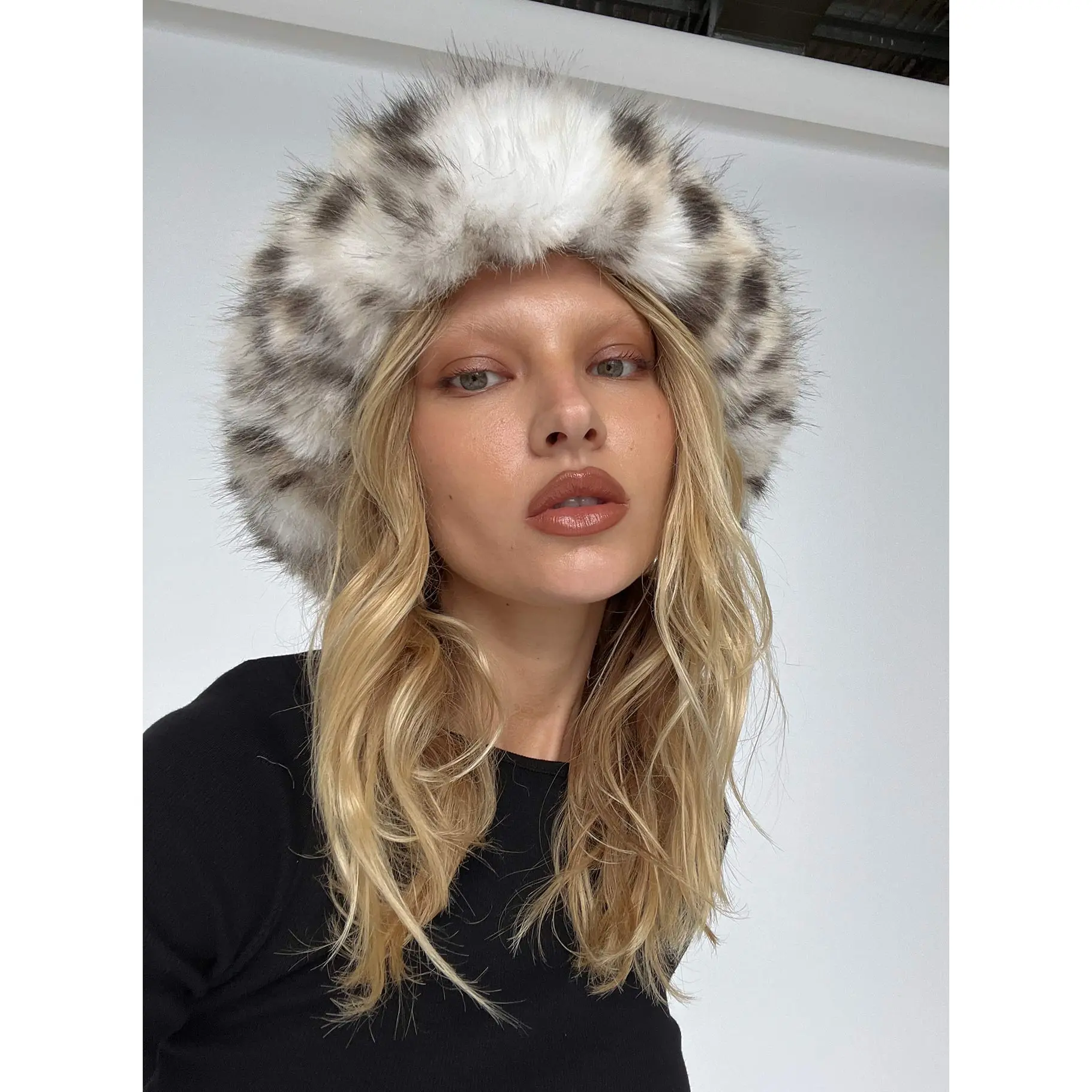 Blizzard Fluffy Hat Dalmation