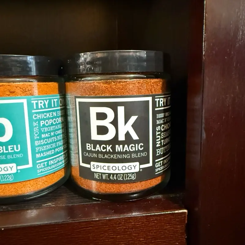 Spiceology Black Magic Cajun Blackening Blend 4.4 oz 125g for Chicken Popcorn Vegetables Mac N Cheese Biscuits French Fries Mashed Potatoes