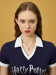 HARRY POTTER X SHEIN Gold Hogwarts Rhinestone Pendant Necklace, Fashion Jewelry Gift