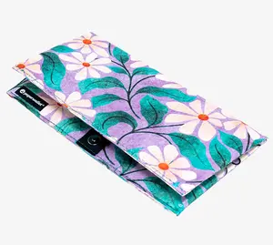 Boho Daisies Tyvek Clutch Wallet - Slim Unisex Design with 3 Card Slots & 2 Cash Compartments - Modern Minimalist Accessory for Men & Women