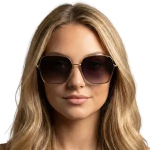 DAX EYEWEAR Aspen Sunglasses - Oversized Square Gold Frame with Brown Ombré Lens for Women - Windproof UV400 Protection - Perfect for Round or Heart-Shaped Faces