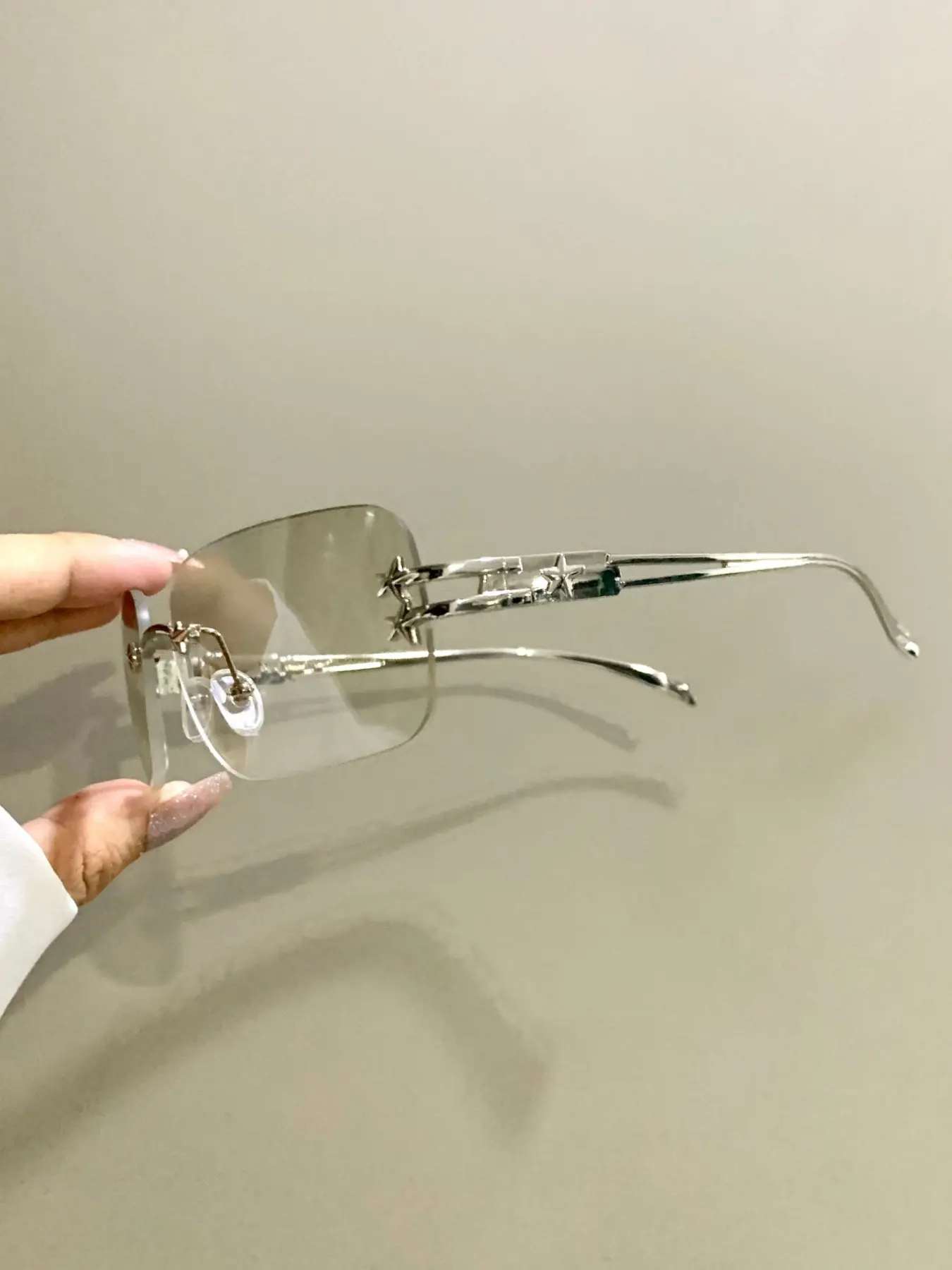 Frameless Rectangular Glasses, Fashionable Metal-Frame Trendy Decorative Eyewear, Hollow Frame Leg Eyeglasses for Men and Women, Fashionable Frames Glasses, Trending Glasses