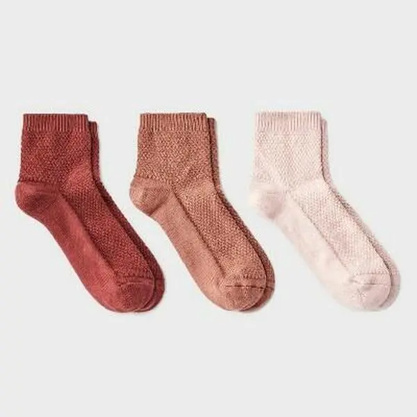 Women's 3-Pack Textured Knit Ankle Socks, Lightweight & Comfy with Seamless Toe for Everyday Wear, Pink/Brown/Burgundy, Size 4-10, Smooth, Style, Assorted Colored Ankle Socks, Casual