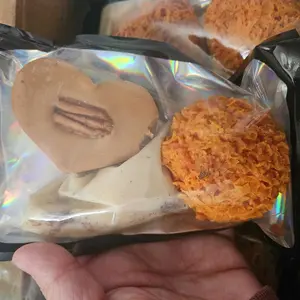 Dulce de leche and coconut combo