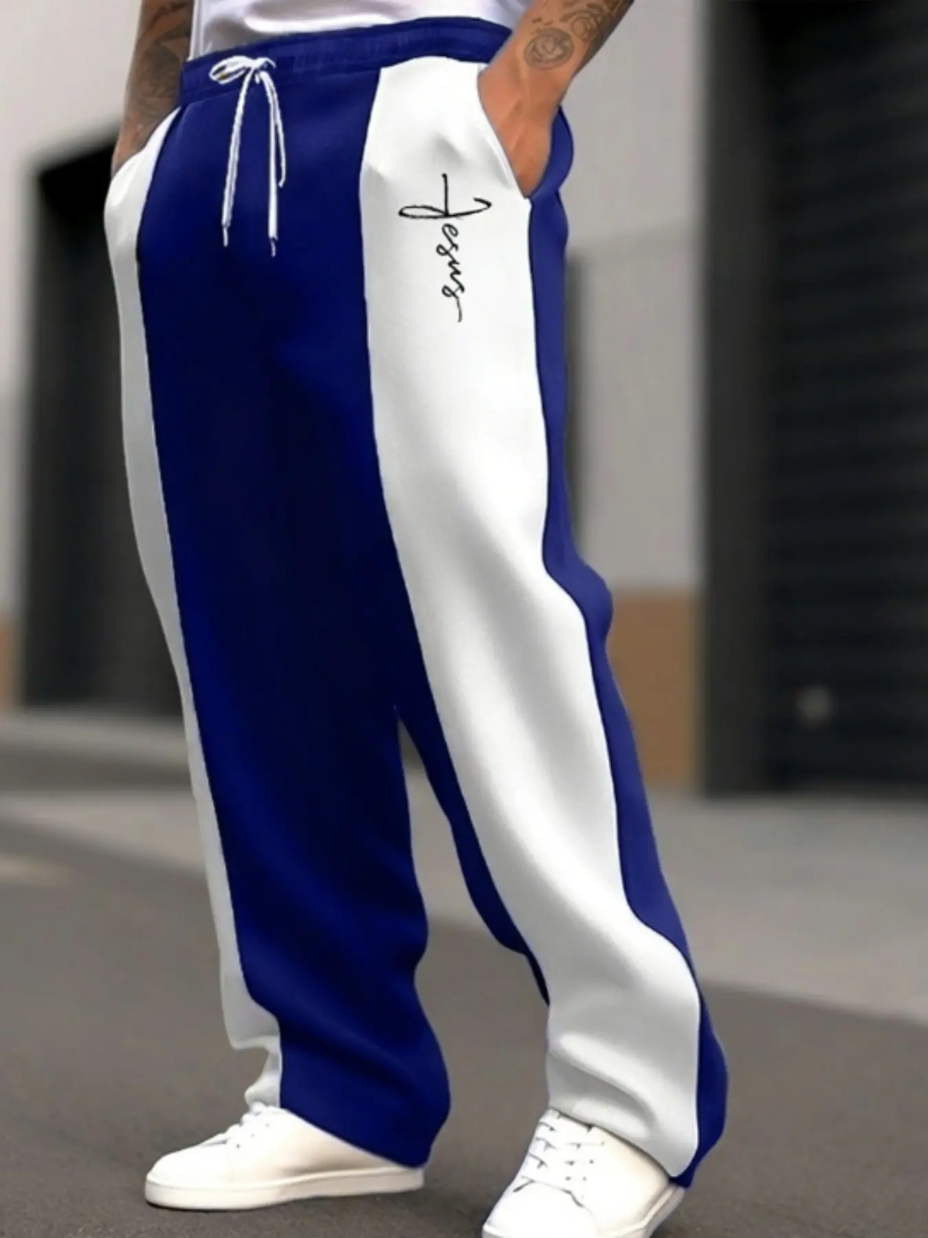 A pair of printed men's patchwork casual sports trousers, regular version with drawstring waist for comfortable sports trousers, autumn and winter daily casual sports trousers,'s sports trousers, Knitted Sports Pants, Casual Sporty Pants
