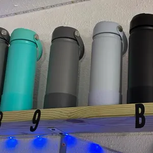 18oz water bottle live claim pick design