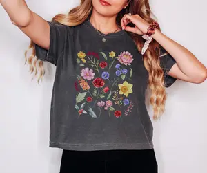Comfort Colors Wildflower Crop Top Boho Botanical Boxy Tee